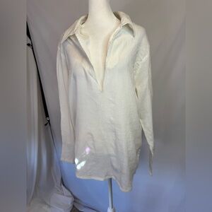 Urban pipeline, white deep, scoop, neckline, cover up style shirt,MEDIUM